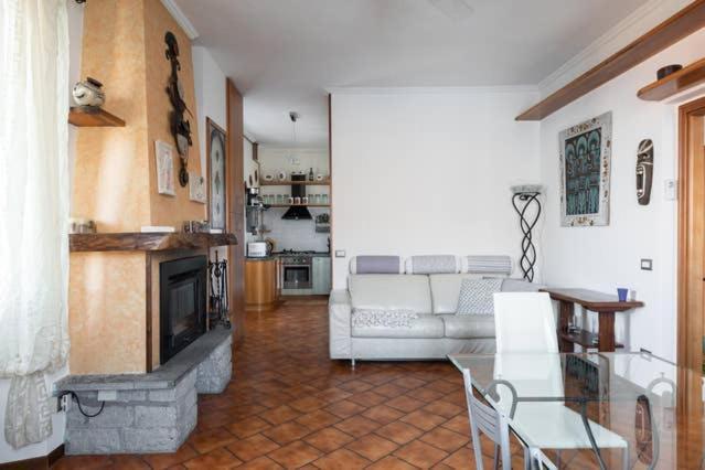 Casa Emi Διαμέρισμα Lezzeno Εξωτερικό φωτογραφία