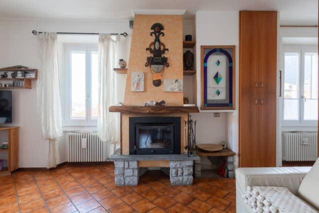 Casa Emi Διαμέρισμα Lezzeno Εξωτερικό φωτογραφία
